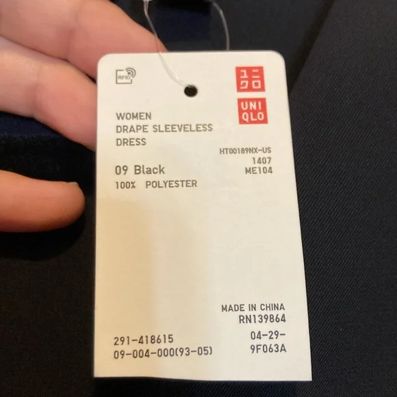 Uniqlo Black Drape Sleeveless V-Neck  Dress Size M. Never used. - Picture 6 of 10